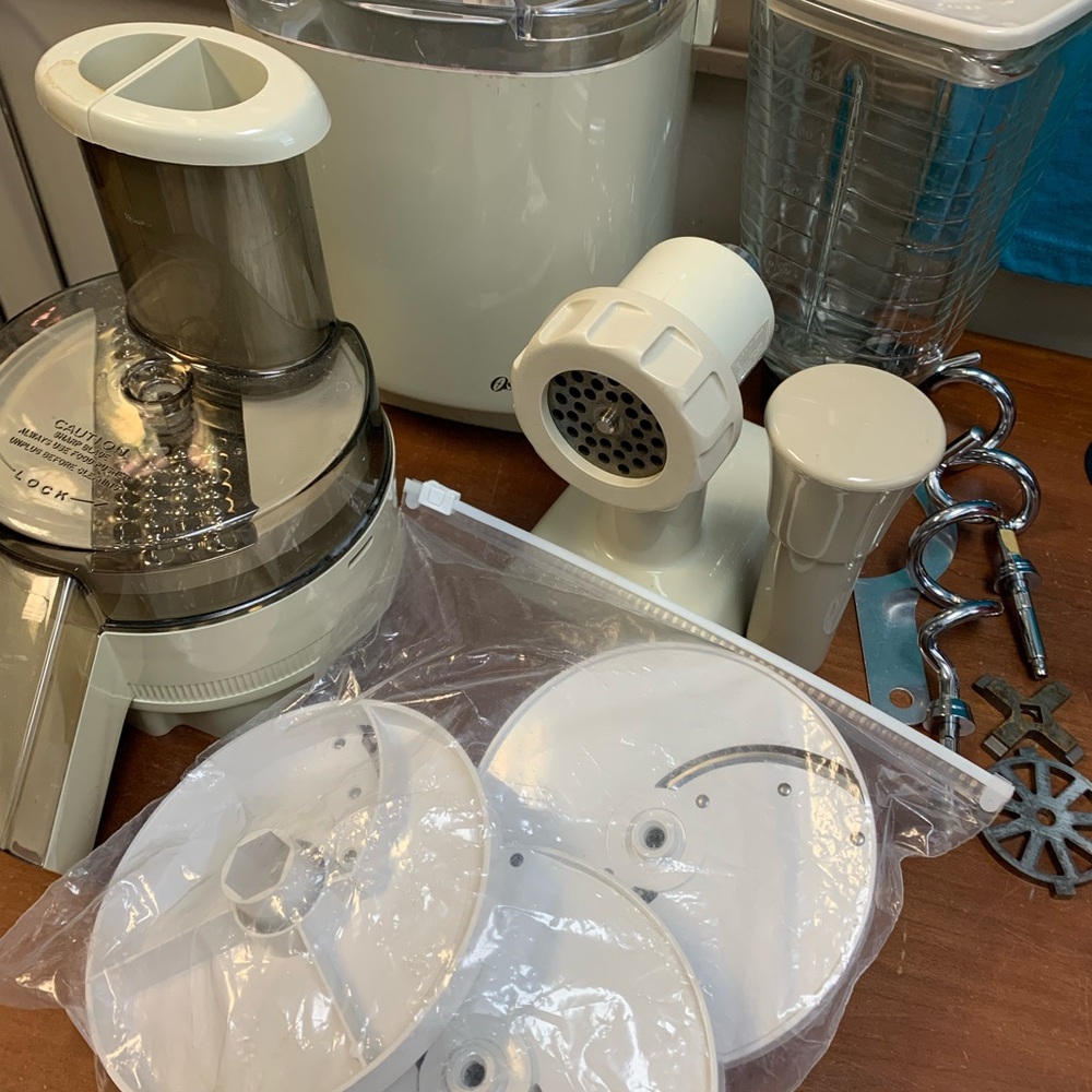 Cream Oster  Kitchen Appliance Set